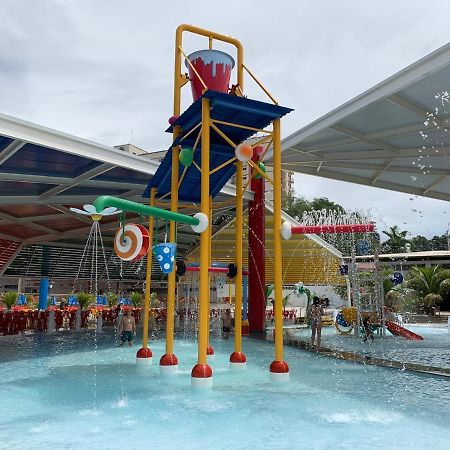Piazza Diroma Acqua Park, Requinte E Diversao Калдас-Новас Экстерьер фото
